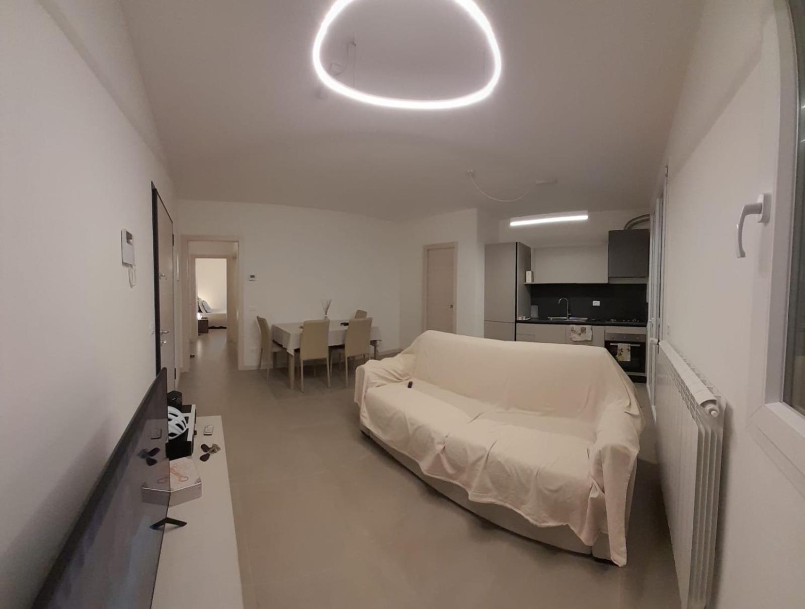 A Casa Di Marco Apartment Лука Екстериор снимка